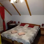 Przy Szlaku *