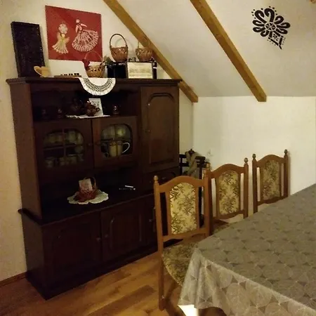 Pokoje Przy Szlaku Agroturystyka منزل للإقامة *